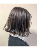 グレージュ×ボブ