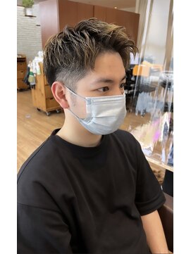 マール(marl) さわやかツーブロックスタイル