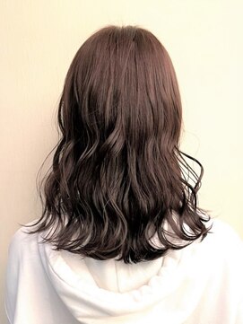 ブロッサム ひばりヶ丘(Blossom) ロング/ミディアム/パーマ/暗髪/カラー/透明感/うる艶