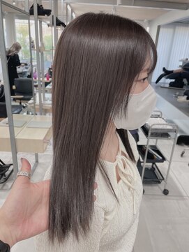 サイ(sai) グレージュ　暗髪カラー　韓国風　ブリーチなし