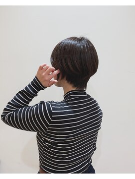美容室 アイディー i-dee くびれショート