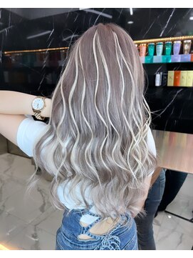 ラピス 渋谷本店(Lapis) ハイライト/ホワイトグレージュ/ミニウルフ/チェリーブラウン