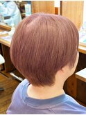ショート　ピンクベージュカラー　ダブルカラー