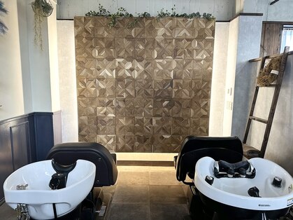 フルリール バイ シェリー(FLEURIR by cherie)の写真