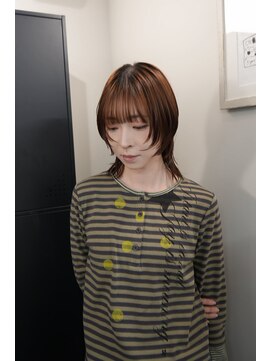 アフィナー 新宿(Afinar) ミディアムウルフ