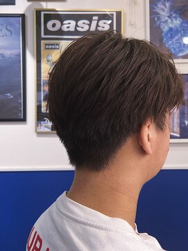 オーダー:前髪上げて眉くらいであとお任せで