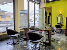 ヘアーパレス フタバ(Hair palace FUTABA)の雰囲気（光溢れる店内☆[髪質改善/縮毛矯正/白髪染め/ブリーチ/リタッチ]）