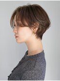 切りっぱなしショート・ボブ/絶壁解消/前髪なし/20代/30代/面長