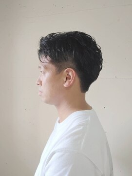 デュオ(DUO) ツーブロック.パーマ.刈り上げ.アップバング