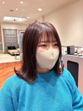 ビュートリアム 梅田(BEAUTRIUM) 外ハネロブ/前髪/ピンクブラウン/ぱつっとボブ/茶屋町/梅田