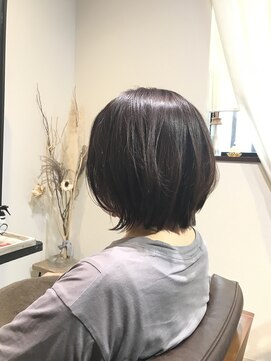 ワ ヘアー(wa-hair) 肩にあたって外ハネショート×髪質改善×顔回りはレイヤー★