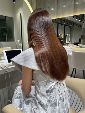 ロンドメリア 天神大名店(Lond Melia) ★斜めバングミディアムヘアグレージュカラーシルキーベージュ★