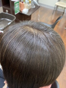 レイディバードカラー 深谷稲荷町店 30分のリタッチカラー（根元白髪染め）