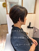 ウニレ バイ センス(unire by sense)&nbsp;ショートヘア/くびれが綺麗に見えるショートカット