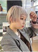 ショートヘア/ショートボブ/オン眉/ホワイトベージュ/銀座