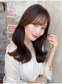 イメチェン後れ毛が可愛い顔周りレイヤー美髪アッシュベージュ