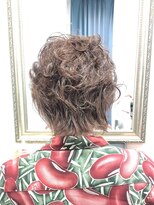 ヘアー グリーン(hair green) 30代40代50代/ウルフレイヤー/ウルフパーマ/明るめ白髪染め