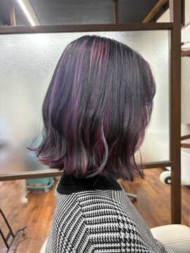 ヘアメイク オレンジトレ(Hair Make ORANGE tre) インナーカラー 紫×ブラック