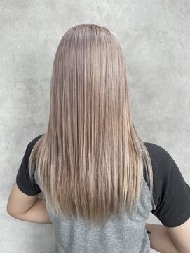 ルノン シェリー(LUNON cheliy) イメチェンヘアスタイルホワイトブロンド外ハネボブ美髪のススメ