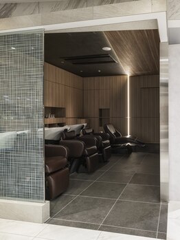 ゼル 谷塚店(ZELE)の写真/落ち着いた雰囲気でゆったりとした時間を過ごしながらキレイになれる◎忙しい毎日を忘れて贅沢なひと時を。