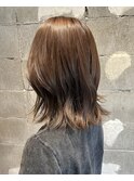 アッシュベージュ/切りっぱなしボブ