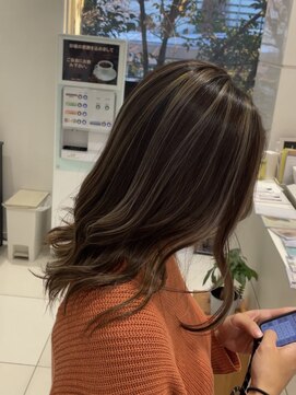 ルプル バイ フェイス 磯子(L'pul by face) 30代/40代/50代/グレージュハイライト/コントラストハイライト