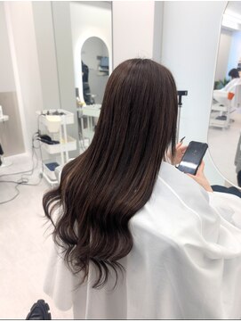 ブランシスヘアー(Bulansis Hair) ブラウンロングヘアーでロングヘアー