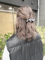 ソワンドゥブレス 大日店 (soin de brace)&nbsp;ホワイトグレージュ