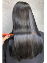 スライバイリアオオサカ(Sly By Ria OSAKA)&nbsp;髪質改善/縮毛矯正/髪質改善トリートメント【梅田】【大阪】