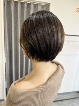 サンコ(sanco.) 似合わせカット＋透明感カラー