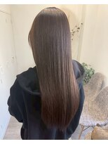 ロッカ(ROCCA) 上品ツヤ感ストレートロング