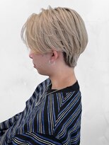 ユニバーススイート(UNIVERSE.suite)&nbsp;ホワイトベージュ×センターパート