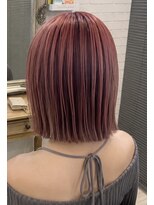 アンディー(&dy)&nbsp;髪質改善トリートメントで魅せる艶ピンクの上質大人ボブスタイル