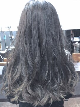 コーボ 柏(COVO) 【covo/小鴨俊彦】グレージュのバレイアージュ