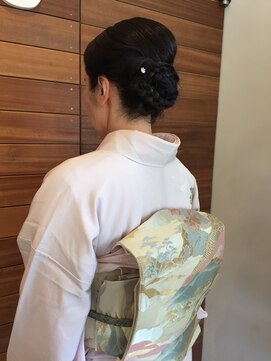 ラビアンフルール(La vie en Fleurs) 大人着物ヘアセット