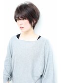 大人女子のハンサムショート