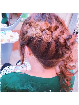 ヘアー リゾート クリップ(CLip) 編み込みスタイル