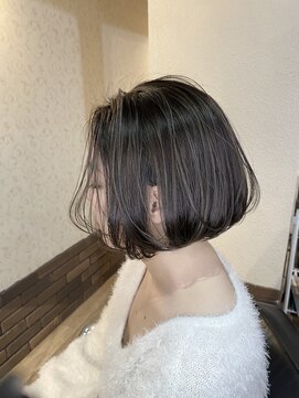 エミュー(Emu) ボブでもハイライト