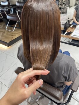 グランデュール 藤枝店(GRANDEUR)の写真/経験豊富なスタイリストがあなたの髪のお悩みを豊富な知識で解決いたします☆お気軽にご相談下さい！
