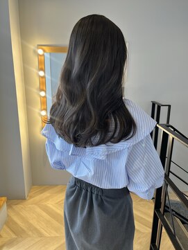 ヌープヘアーアイス(NUUP.hair ici) 20代30代艶髪イルミナカラー透明感グレージュ