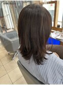 ステップボーンカットカットボブショートハイライト白髪ぼかし