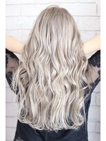 プライズ 成増店(prize)&nbsp;ホワイトベージュカールケアブリーチ成増地下鉄成増大山髪質改善