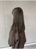 透明感たっぷりブラウンベージュ