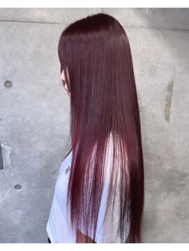 カリーナコークス 原宿 渋谷(Carina COKETH) ブリーチなしダブルで叶える鮮やか艶々レッド