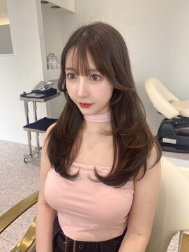 ラヴィ(Lavie) ブリーチダブルカラーブリーチなしダブルカラーレイヤーカット