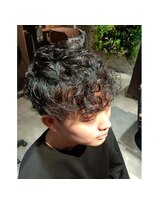 ネセサリー(NECESSARY) カット&パーマ