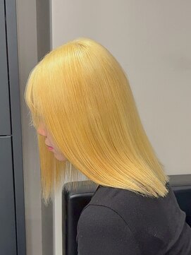 ベレーザ 渋谷(BELEZA) 17350全頭ブリーチ抜きっぱなしブロンド金髪ホワイトブロンド