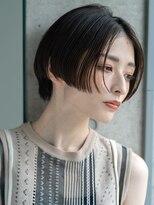 エミュ 表参道 青山(emu)&nbsp;スリークなラインがモードテイストなハンサムマッシュショート