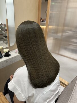 ジーナ サンシャイン通り池袋(Zina) オリーブおおめ