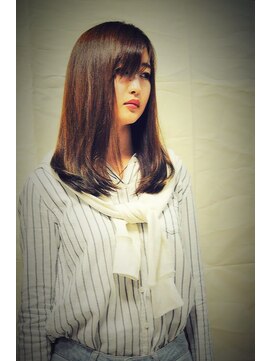 クリサンフューム(CRISAN FIUME) ナチュラルセミカール